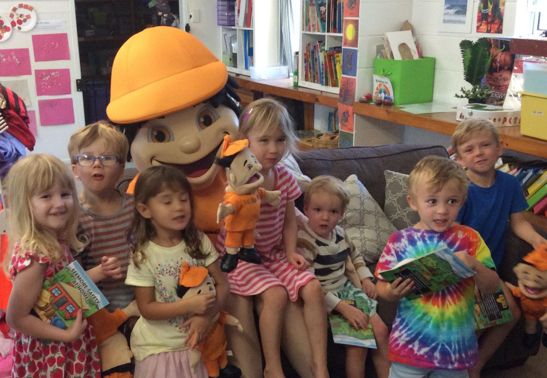 SeeMore Visits Busy Bees Childcare Centre Kindergarten Kids Foundation seemore-visits-busy-bees-childcare-centre-kindergarten-kids-foundation